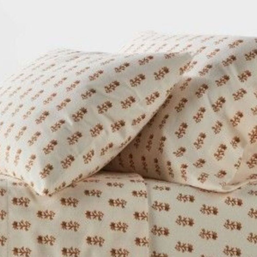 Threshold Flannel 2 Piece Pillowcases Cozy Woodblock Flowers Pattern